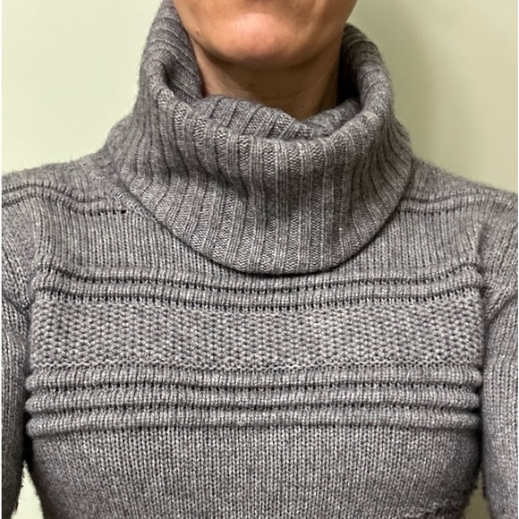 Diane von Furstenberg wool cashmere blend sweater - Picture 5 of 7